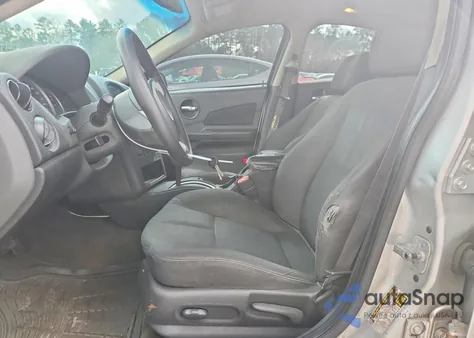 2004 Pontiac Grand Prix Gt z USA, uszkodzony, nr VIN 2G2WP522741365579